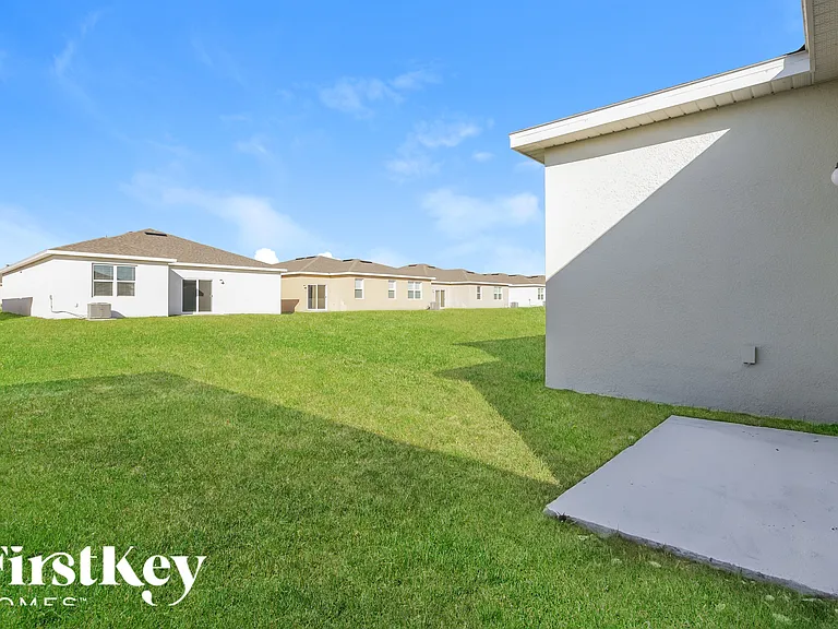 414 Reina Way — Photo 15