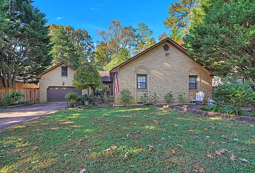 2537 Torrey Pl Photo 1