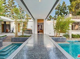 1163 Calle Vista Dr, Beverly Hills, CA 90210