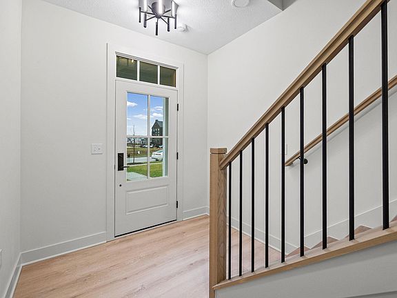 3rd image of 111 Parkerwood Ln W