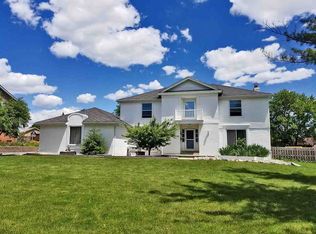 12967 Croftshire Dr, Grand Blanc, MI