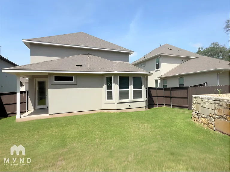 2605 Sam Bass Rd #72 — Photo 4