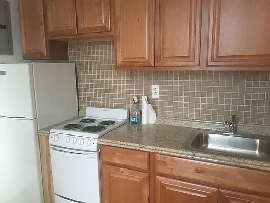 Rented by T J S Real Estate | media 3