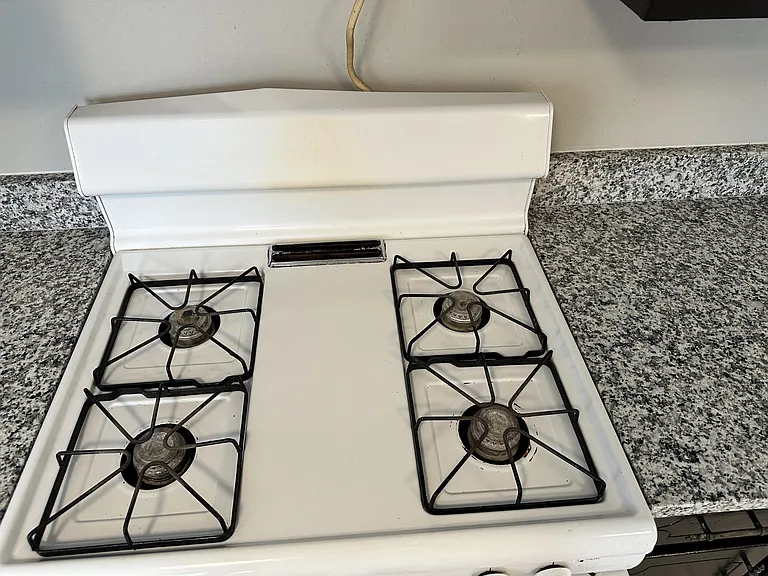 417 Patrick Henry Ct #1 — Photo 8