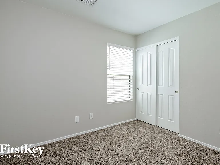 5747 W King Snake Dr — Photo 11