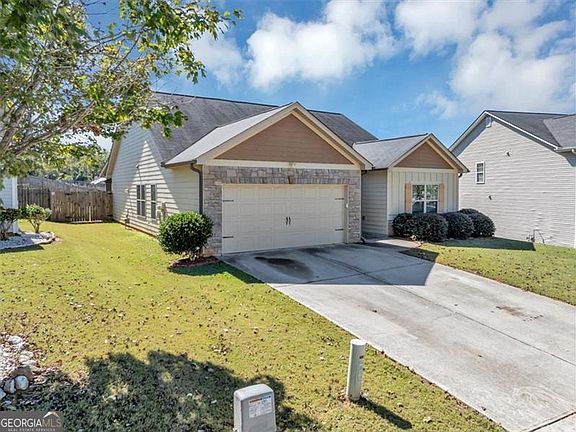 2nd image of 229 Summergate Ln