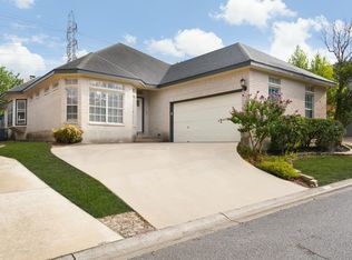 6638 Morning Shadow Ln, San Antonio, TX 78256