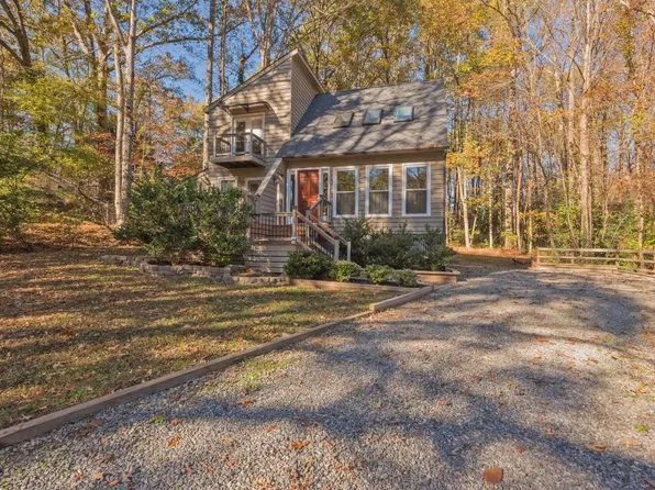 800 Fahey Ct, North Chesterfield, VA 23236