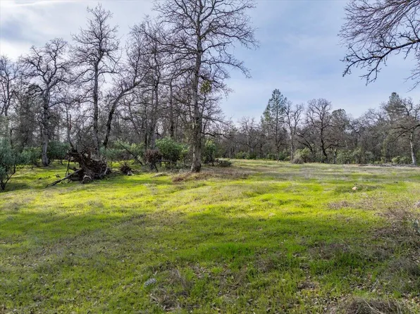 33 Soleado Ln, Redding, CA 96001
