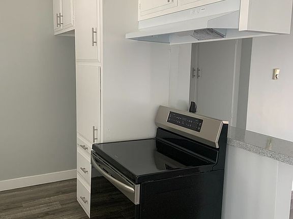 3rd image of 740 W 214th St APT 16