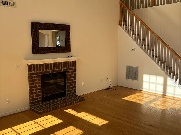6088 Rothwell Ln — Photo 16