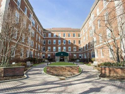 111 7th St APT 208, Garden City, NY, 11530