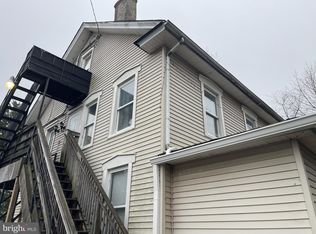 104 Market Pl #B, Glassboro, NJ 08028