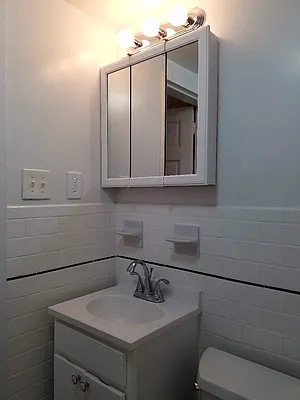 Rented by Keller Williams NYC | media 23