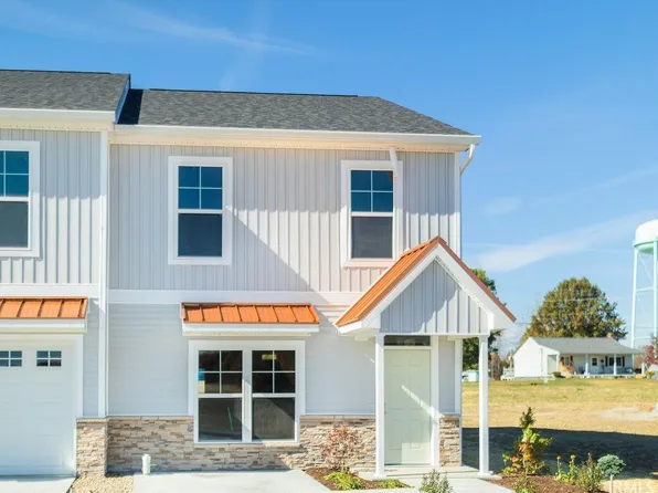 8052 S Sagemore Dr, Newberry, IN 47449