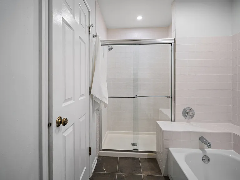 720 Caliente Ct #720 — Photo 15