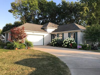 1129 Terrace Park Dr, Bettendorf, IA, 52722