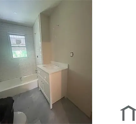 414 Chesapeake St SE — Photo 8