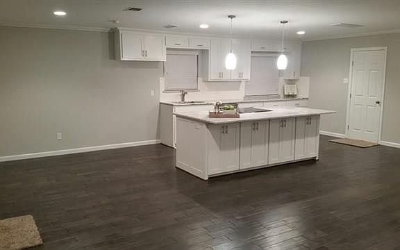 2nd image of 2606 Norwood Ln