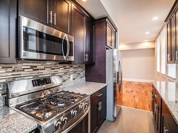 5th image of 615 S 6th St APT 305