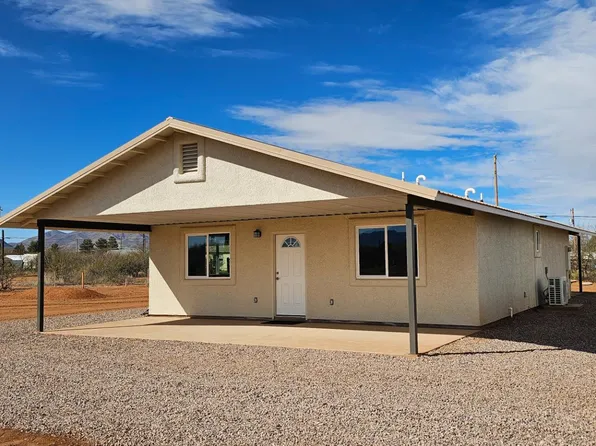537 E Ash St, Huachuca City, AZ 85616
