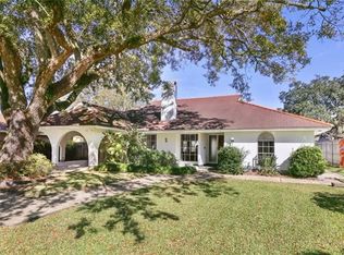 13 Idlewood Pl, River Ridge, LA 70123