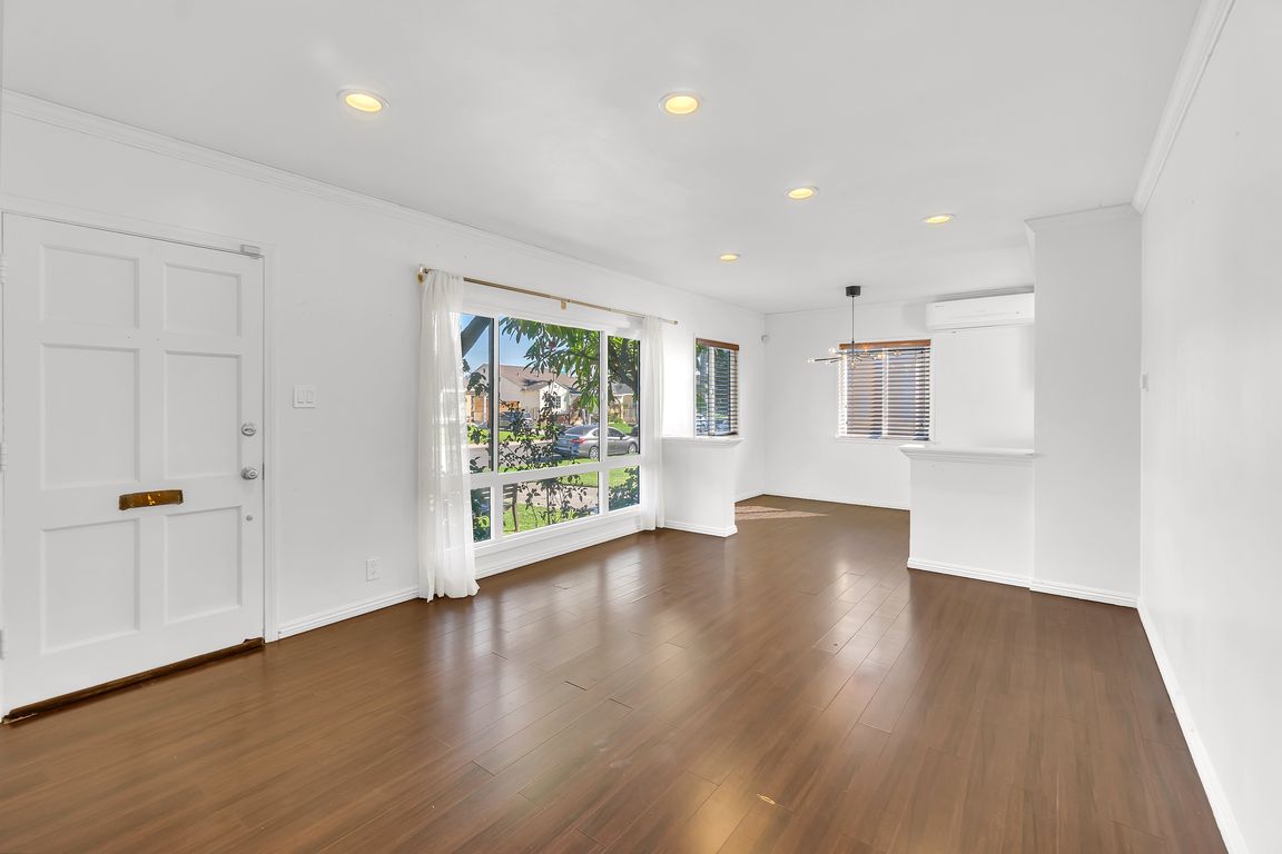 next background image