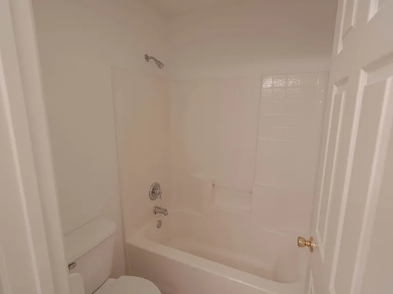 25745 Perlman Pl #F — Photo 12