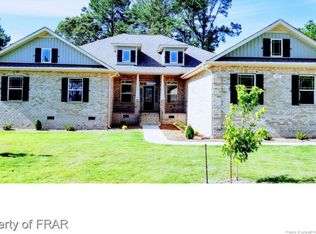 217 Lakeshore Dr, Benson, NC 27504