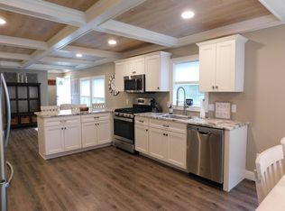 88 Two Brook Dr, Wilmington, VT 05363