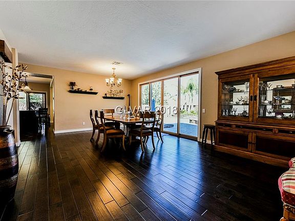 3rd image of 98 Blaven Dr