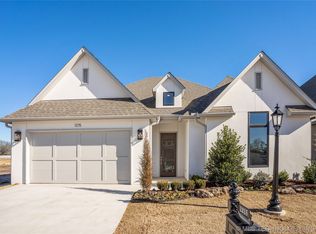 1215 N 71st Pl, Broken Arrow, OK 74014