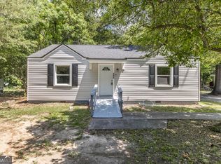 104 Parkway Dr, Warner Robins, GA 31093