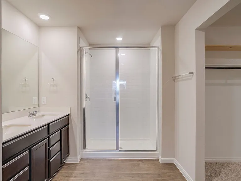 1007 Coolridge Ct — Photo 16