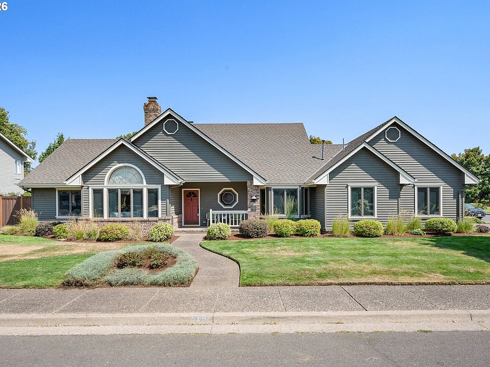 1st image of 1311 Victorian Way