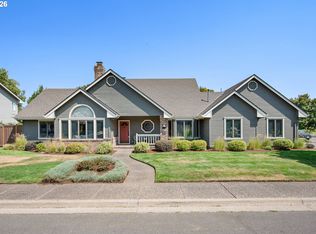 1311 Victorian Way, Eugene, OR 97401