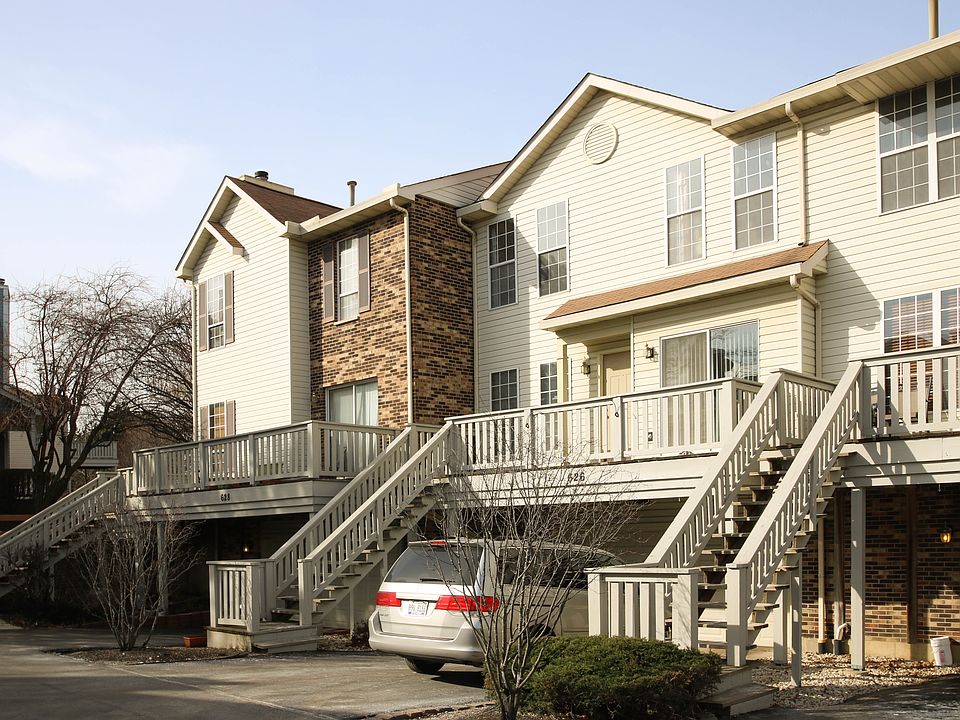 1st image of 626 W Parkside Dr