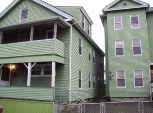 21 Barclay St, Worcester, MA 01604