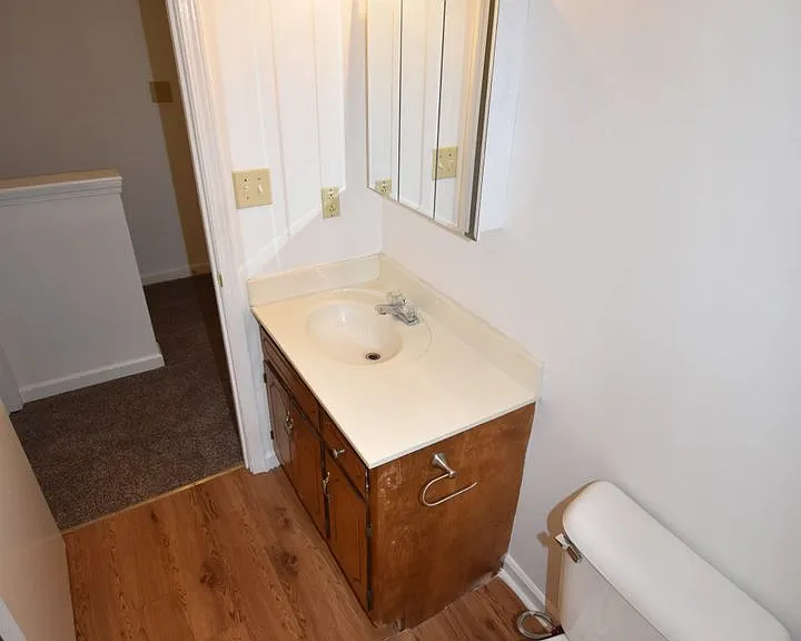 Tower Dr - 3264 — Photo 27