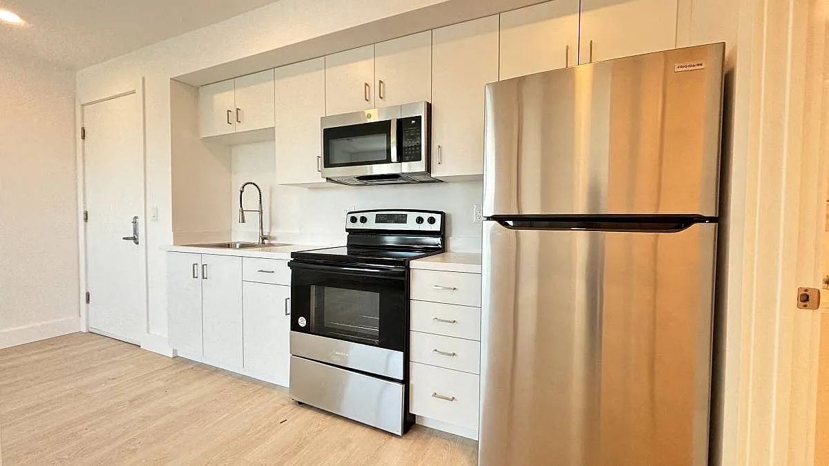 9300 Compton Ave — Photo 1