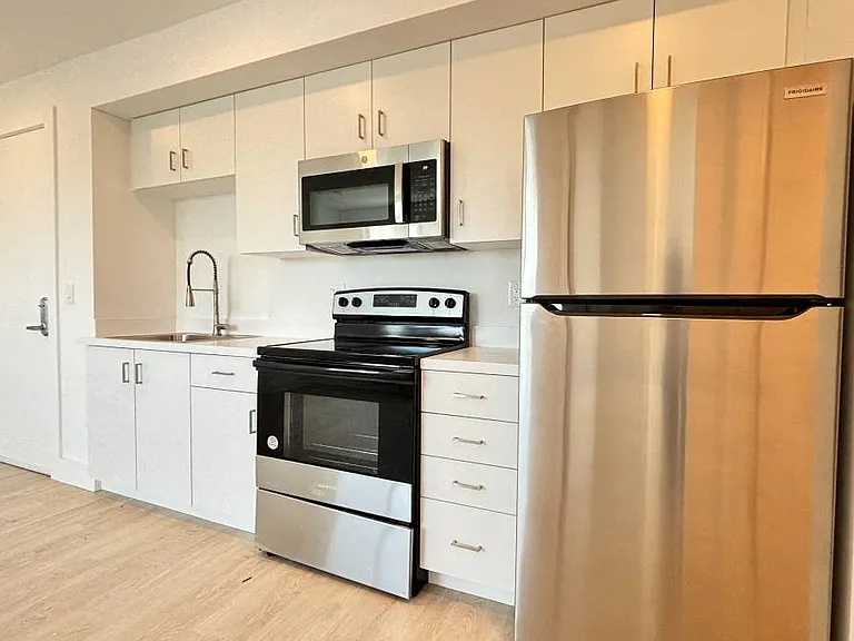 9300 Compton Ave — Photo 1