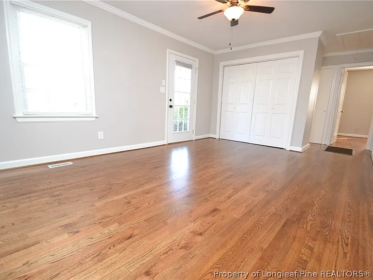 720 Brighton Rd — Photo 4