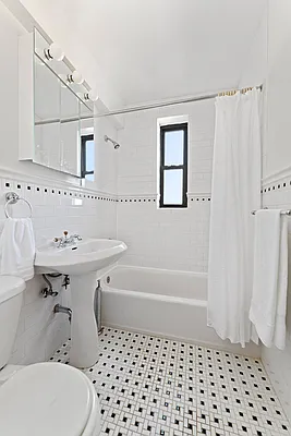 Sold by Keller Williams NYC | media 3