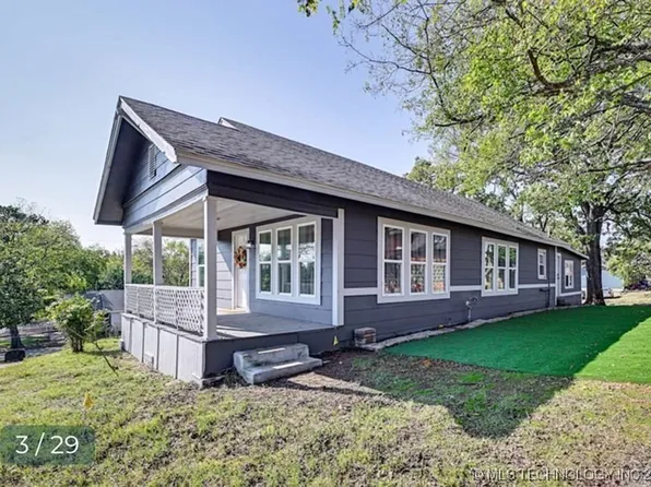 1209 N 3rd Ave, Durant, OK 74701