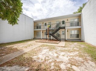 3230 Cumberland Rd APT 18, Ocean Springs, MS 39564