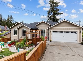 1229 S East Camano Dr, Camano Island, WA
