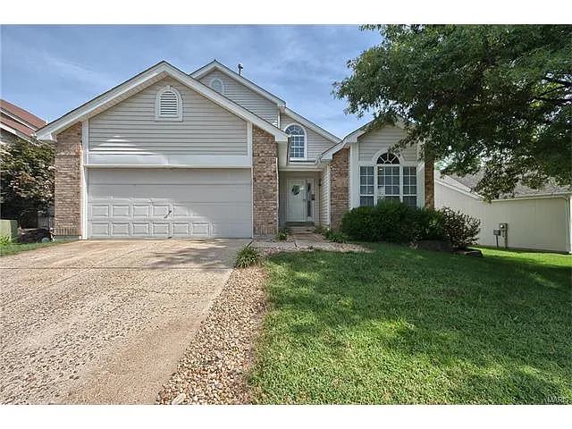 1809 Strawberry Ridge Dr photo 1