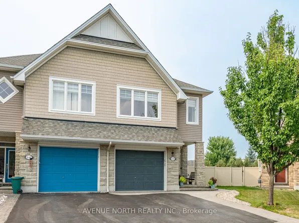 448 Rochefort Cir, Ottawa, ON K4A 0M9