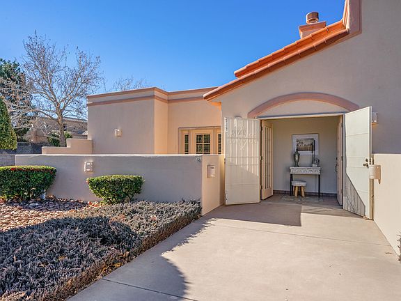 3rd image of 275 Chamisa Ct