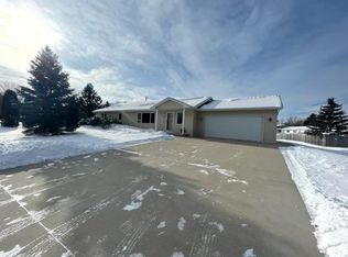 1037 Bonnie View Dr, Sturgeon Bay, WI 54235